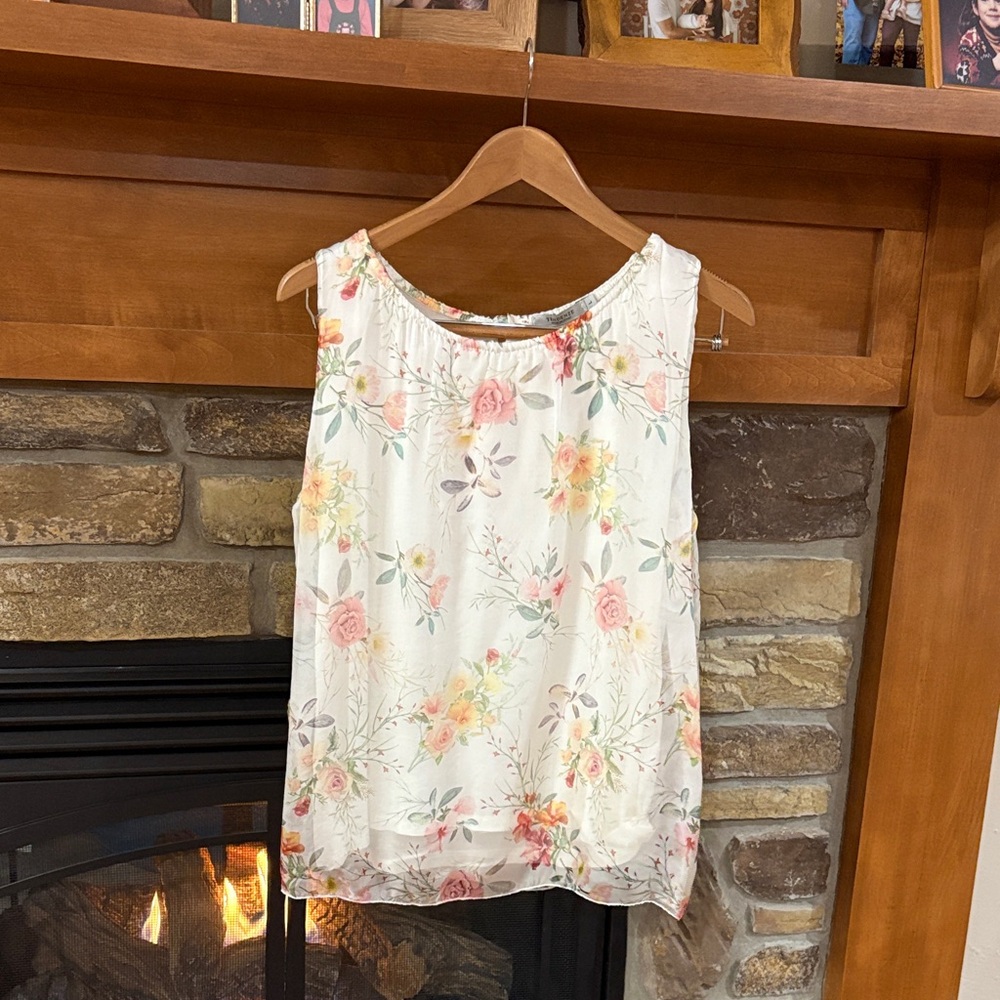 Silk Floral Sleeveless Top. Tendenze Large Italy NWOT